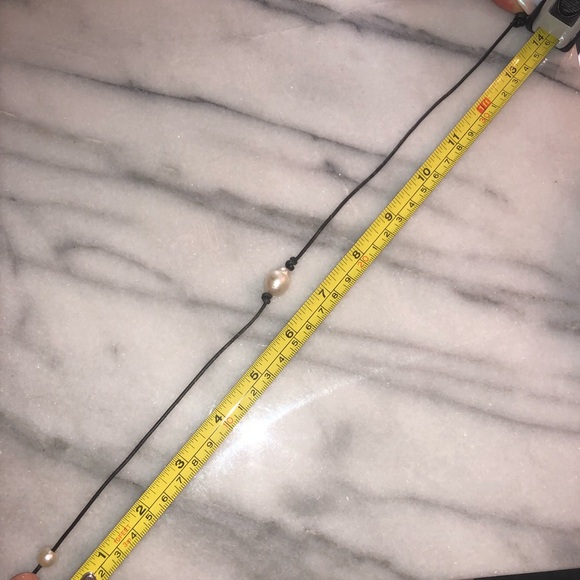 Pearl Choker on Leather Strap - Picture 7 of 7